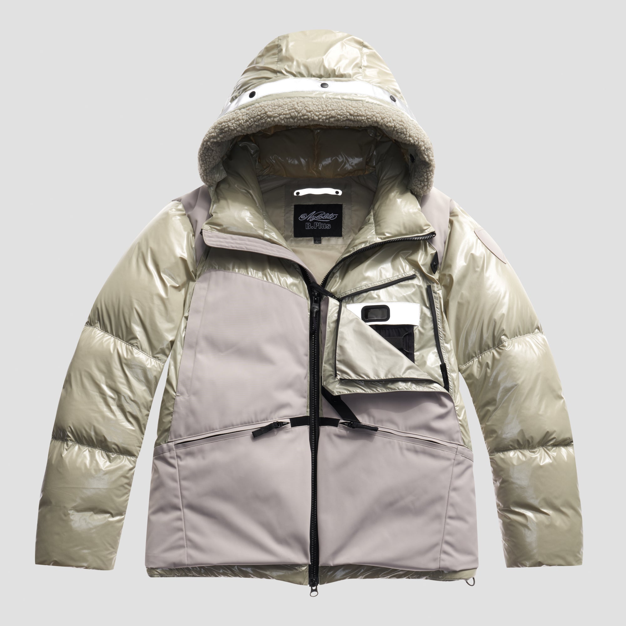 HOODED DOWN JACKET WITH DETACHABLE ECO FUR